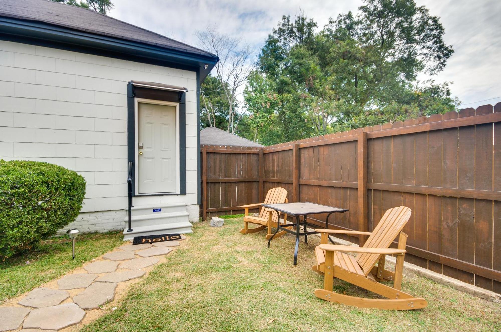 Modern Greenwood Studio Less Than 1 Mi To Downtown! Exterior photo